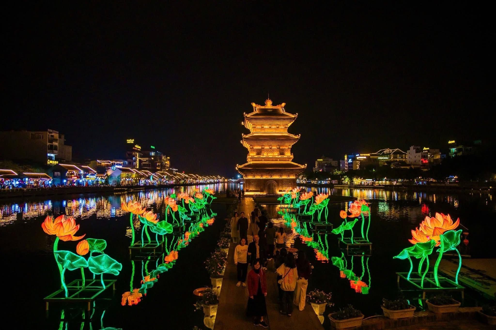 HOA LU ANCIENT TOWN BY NIGHT – A MAGICAL EVENING IN NINH BINH
